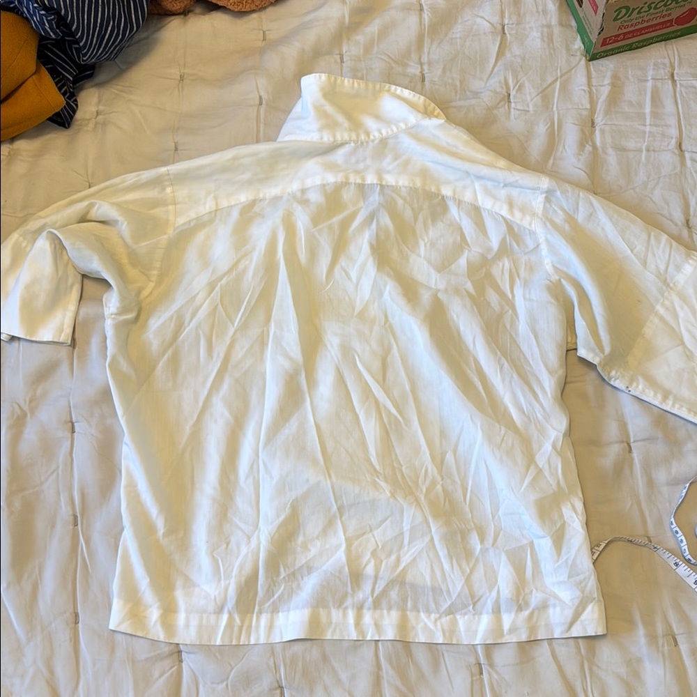 Vintage cropped White Shirt with roadrunner Design - Picture 7 of 9